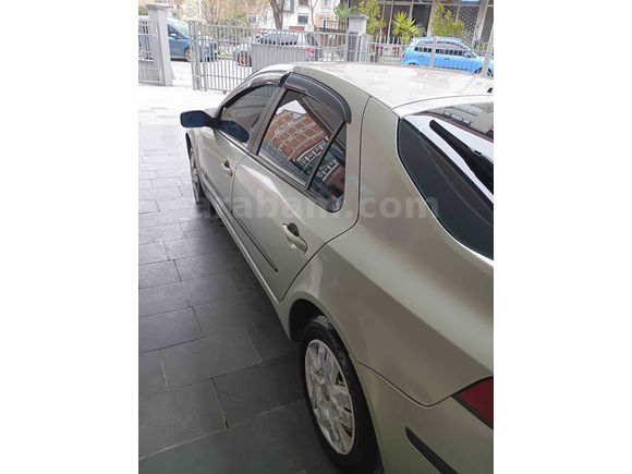 Sahibinden Renault Laguna 1.6 Privilige 2004 Model 