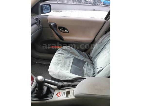 Sahibinden Renault Laguna 1.6 Privilige 2004 Model 