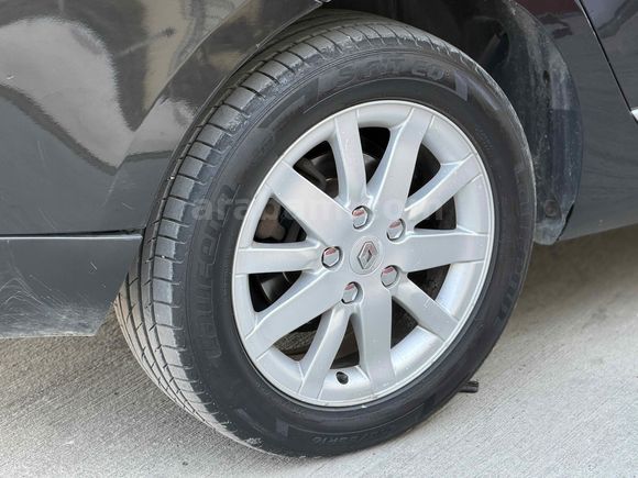 Sahibinden Renault Megane 1.5 dCi Sport Tourer Privilege 2010 Model 
