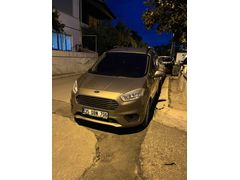 Sahibinden Ford Tourneo Courier 1.5 TDCi Titanium 2018 Model 