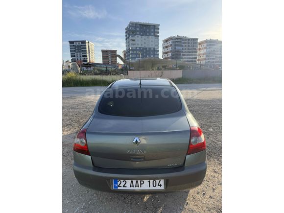 Acil! Renault Megane 1.6 Dynamique 2005 Model 