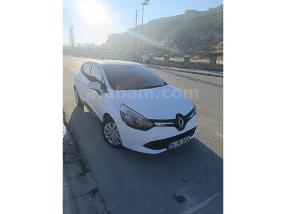 Temiz Sorunsuz Renault Clio 1.5 dizel 2015 Model  95.000 km