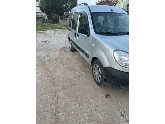 Sahibinden Renault Kangoo 1.5 dCi Expression 2008 Model  285.000 km Gri (Gümüş)