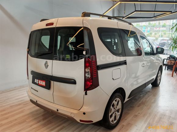 2023 Renault Express 1.5 Touch Boyasız Bakımlı Ekranlı