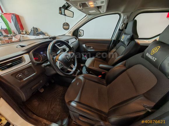 2023 Renault Express 1.5 Touch Boyasız Bakımlı Ekranlı