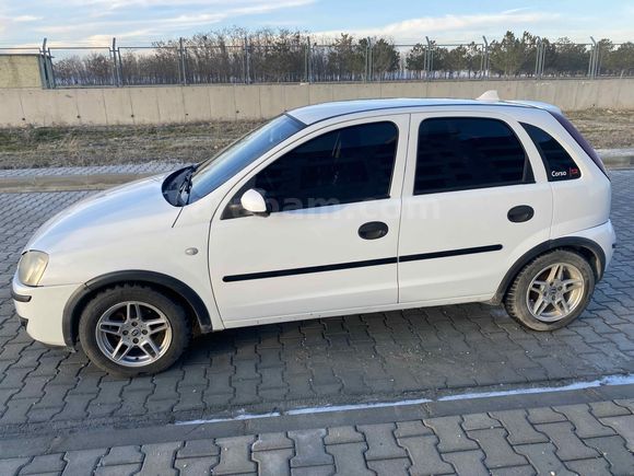 Acil Sahibinden Opel Corsa 1.2 Twinport Essentia 2006 Model
