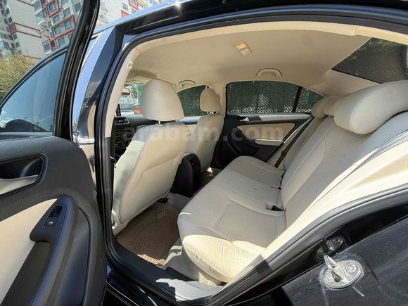 Sahibinden Volkswagen Jetta 1.6 TDi Trendline 2015 Model Mersin