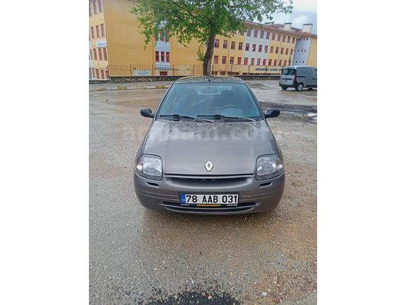 Sahibinden Renault Clio 1.4 RNA 2001 Model
