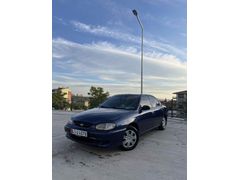 MEMURDAN OTOMATİK  DÜŞÜK KM BAKIMLI AİLE ARACI