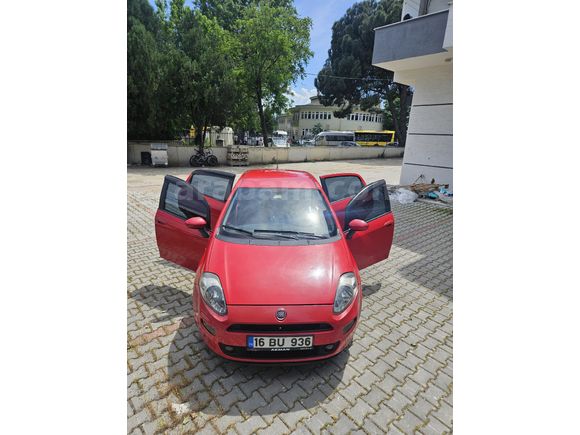 Sahibinden Fiat Punto 1.4 Easy S&S 2013 Model  205.000 km Kırmızı