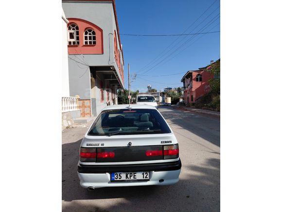 98 RNA 1.4 diri.bir araçtır acil