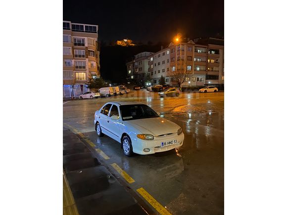 Sahibinden Hyundai Accent 1.3 LX 2000 Model 