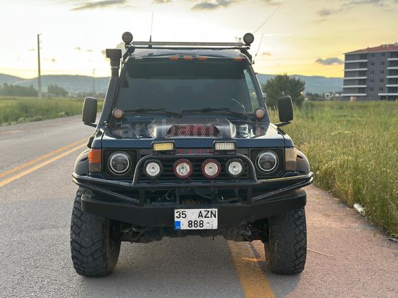 Sahibinden Mitsubishi Pajero 2.6 1989 Model Ankara