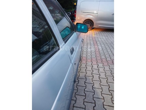 Sahibinden Lada Vega hatchback 1.5 2004 Model Tamamen Orijinal