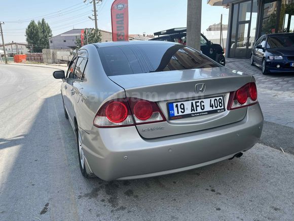 Sahibinden Honda Civic 1.6i VTEC Premium 2007 Model 