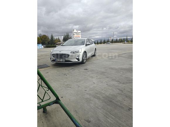 Sahibinden Ford Focus 1.5 TDCi Trend X 2019 Model  191.000 km Gri