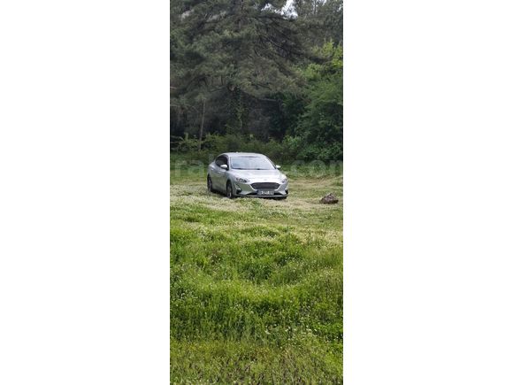 Sahibinden Ford Focus 1.5 TDCi Trend X 2019 Model  191.000 km Gri