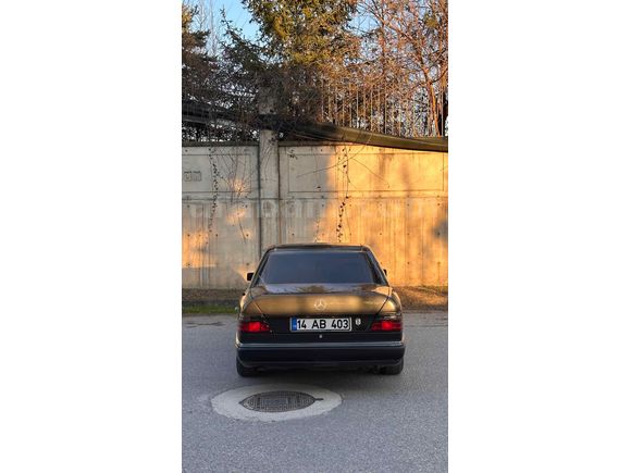 Sahibinden Mercedes - Benz 200 E 1990 Model 