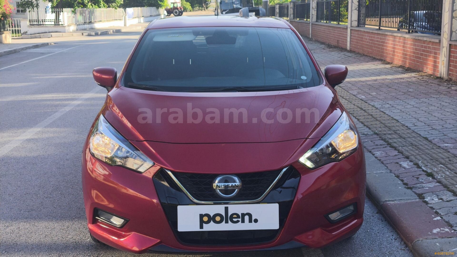 Galeriden Nissan Micra 1.2 Tekna 2020 Model Çanakkale 118.000 km Kırmızı 3