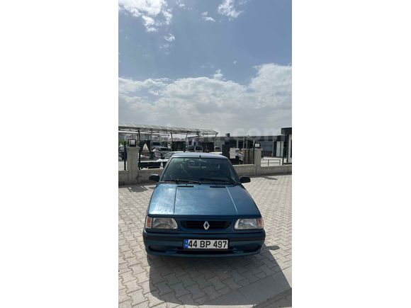  Renault R 9 1.4 Broadway RNi 2000 Model 