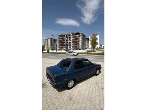  Renault R 9 1.4 Broadway RNi 2000 Model 