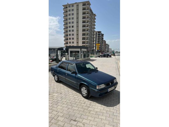  Renault R 9 1.4 Broadway RNi 2000 Model 