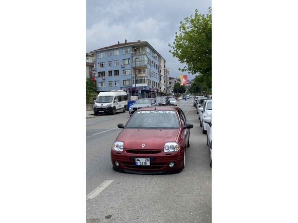Sahibinden Renault Clio 1.4 RNA 2001 Model 