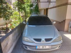 Sahibinden Renault Megane 1.4 Alize 2002 Model  315.000 km Gri (Gümüş)