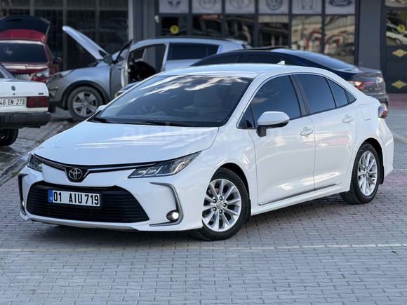 Sahibinden Toyota Corolla 1.5 Dream 2021 Model 