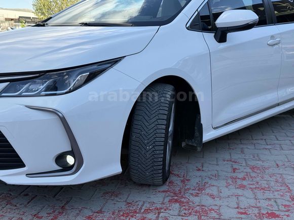 Sahibinden Toyota Corolla 1.5 Dream 2021 Model 