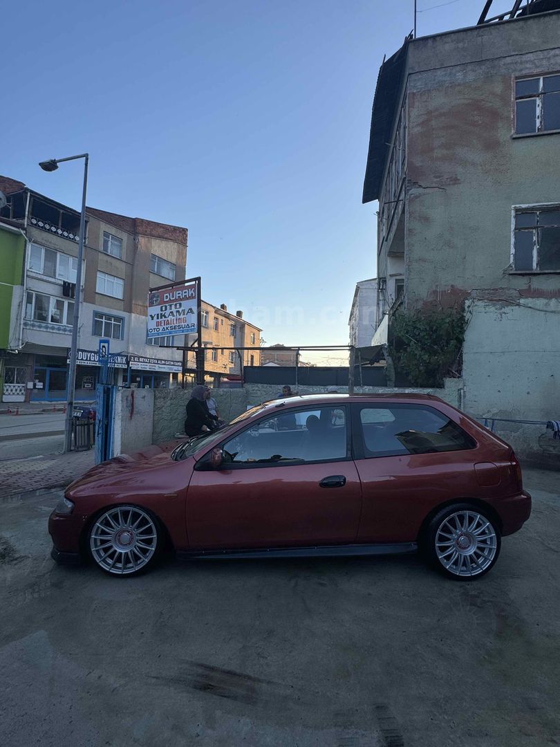 Sahibinden Mazda 323 1.5 Practica 1998 Model Çorum 303.000 km