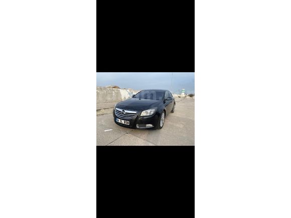 Sahibinden Opel Insignia 2.0 CDTI Cosmo 2012 Model  281.000 km Siyah
