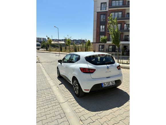 Düşük Km Clio Hatchback