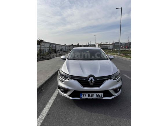 Sahibinden Renault Megane 1.5 Blue DCI Touch 2019 Model 