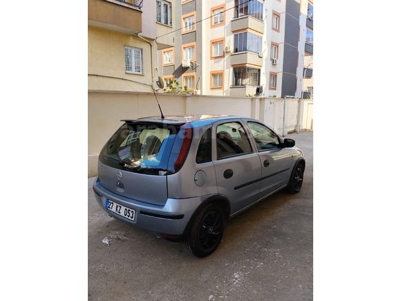 Sahibinden Opel Corsa 1.0 Essentia 2005 Model