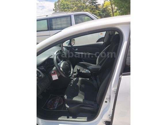 Sahibinden Renault Clio 1.5 dCi Touch 2016 Model