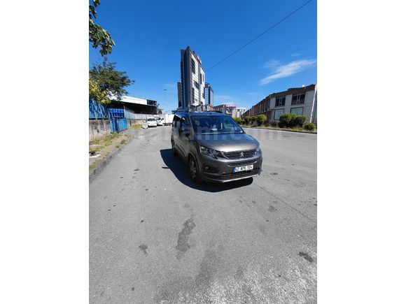 Sahibinden Peugeot Rifter 1.5 BlueHDI Allure 2022 Model İstanbul