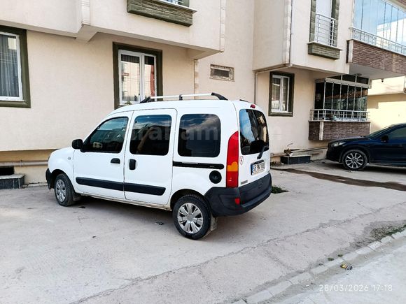 Sahibinden Renault Kangoo 1.5 dCi Expression 2008 Model  223.000 km Beyaz