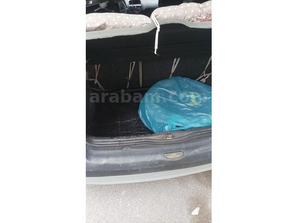 Sahibinden Renault Clio 1.4 Privilege 2004 Model