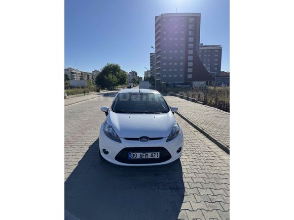 Sahibinden Ford Fiesta 1.4 TDCi Trend 2012 Model 