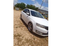 Sahibinden Skoda Rapid 1.4 TDI Green tec Style 2015 Model  240.000 km Beyaz
