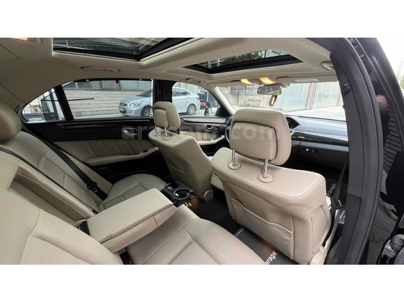 2012 Mercedes-Benz E-Class 
E250 CGI PREMIUM Paket 