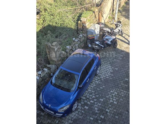 Sahibinden Renault Megane 1.5 dCi Dynamique 2009 Model  285.000 km Mavi