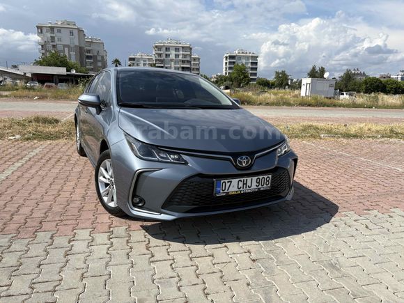 Sahibinden Toyota Corolla 1.8 Hybrid Dream 2024 Model 