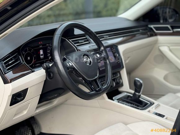 2019 MODEL DİZEL OTOMATİK CAM TAVANLI DEĞİŞENSİZ DÜŞÜK KM FULL