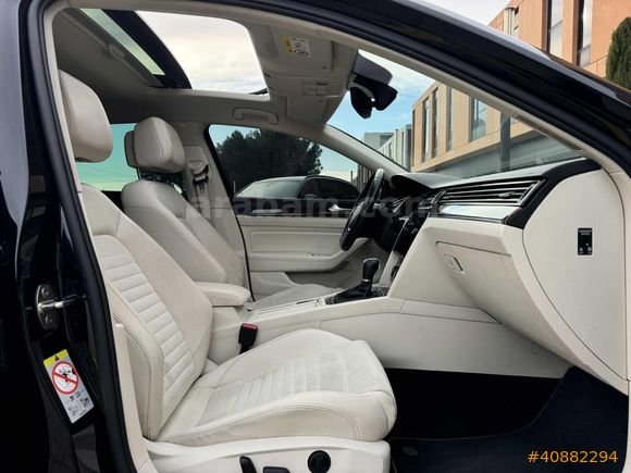 2019 MODEL DİZEL OTOMATİK CAM TAVANLI DEĞİŞENSİZ DÜŞÜK KM FULL