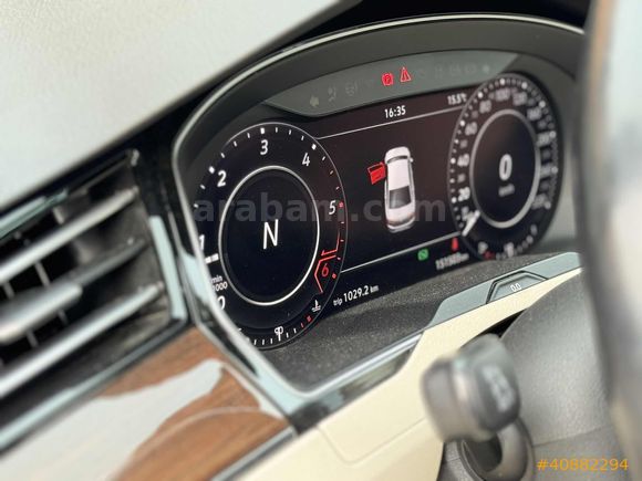 2019 MODEL DİZEL OTOMATİK CAM TAVANLI DEĞİŞENSİZ DÜŞÜK KM FULL