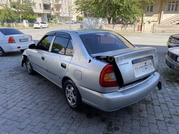 1.3 LX HYUNDAİ ACCENT MİLENYUM KASA