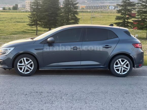 Memurdan  Megane4 1.6 Joy 2018 Model