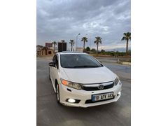 Sahibinden Honda Civic 1.6 Elegance 2012 Model  279.000 km Beyaz